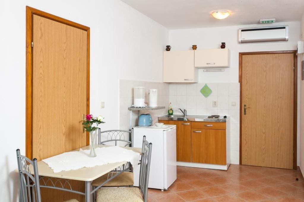 Apartments Ana Lopud Cameră foto